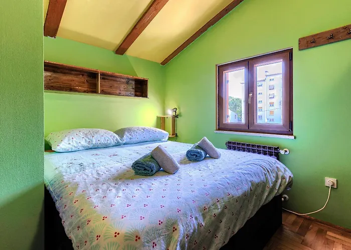 Apartman Question 42 - Comfort Póla